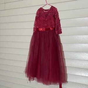 Girls Burgundy Lace & Tulle Long Sleeve Party Dress – Size 130 Approx 7-8 Years